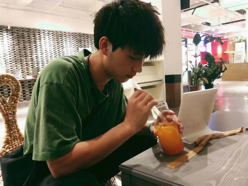 一花一世界的第二张照片--柳州残疾人相亲网